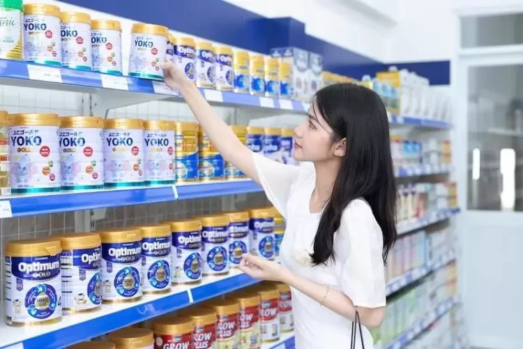 Sữa non tăng cân cho trẻ sơ sinh nhập khẩu và nội địa: Nên chọn loại nào? 1 Đâu là sự khác biệt giữa sữa non tăng cân cho trẻ sơ sinh nhập khẩu và nội địa?