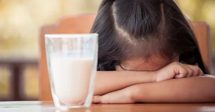 Giải đáp thắc mắc: Sữa NAN có đường không? Uống sữa NAN có bị nóng hay gây tiêu chảy không? 3 Thực hư chuyện trẻ uống sữa NAN bị tiêu chảy?